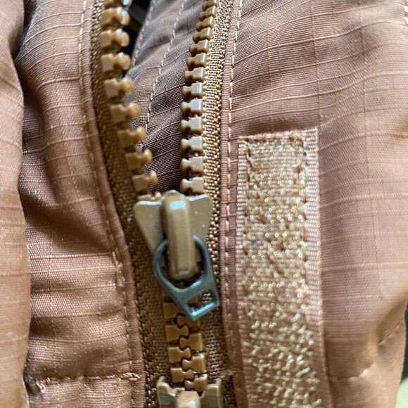 O'neill Freedom series Women's Brown puffer Ski Jacket size P/ Small - Picture 8 of 8